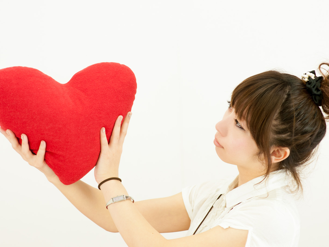 【お知らせ】あなたの恋の悩み&エピソードを教えてください!