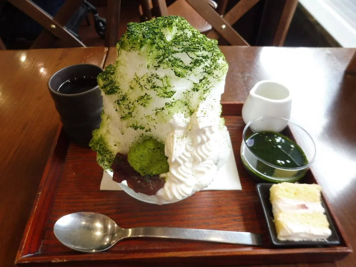 【グルメ】抹茶が濃くて美味。人気ケーキ屋さんのかき氷は一味違う！